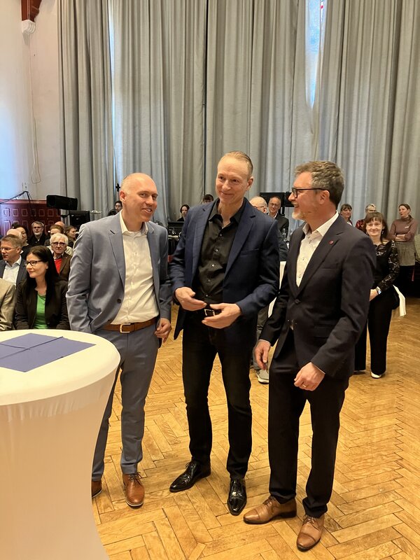 Bild vergr&ouml;&szlig;ern: Dezernenten-Trio von links ein letztes Mal in der Besetzung Marius Munk, Dirk Moritz und Erik Sachse.