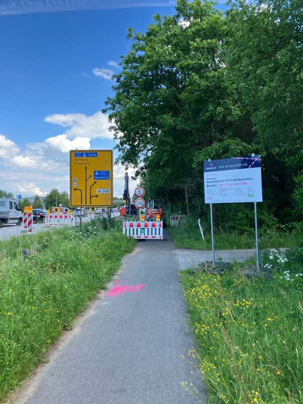 Neubau einer Bushaltestelle an der B431 / Wittenberger Stra&szlig;e 