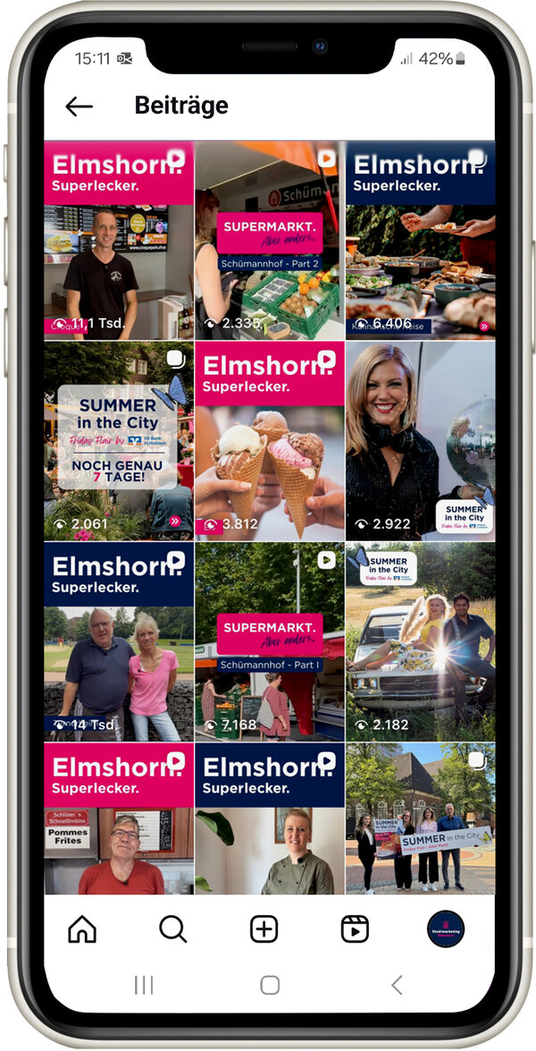 Ein Smartphone-Bildschirm zeigt den Instagram-Feed zur digitalen Supernormal-Kampagne.