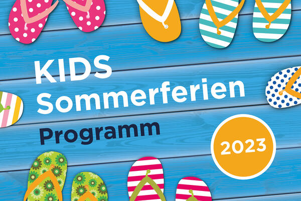 Logo Sommerferienprogramm 2023: bunte Flip-Flops.