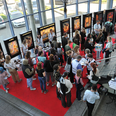 Mehr als 250 Sch&uuml;lerinnen und Sch&uuml;ler hatten sich f&uuml;r die Nachtschw&auml;rmer JobTour registriert. 