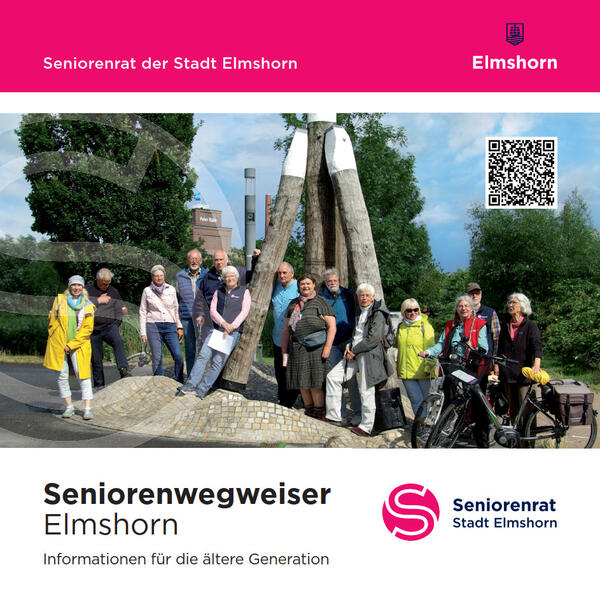 Bild vergr&ouml;&szlig;ern: Titelseite des Seniorenwegweisers mit einem Foto, auf dem sich eine Gruppe von Seniorinnen und Senioren vor den Sturmflutdalben am Hafenplatz pr&auml;sentiert.